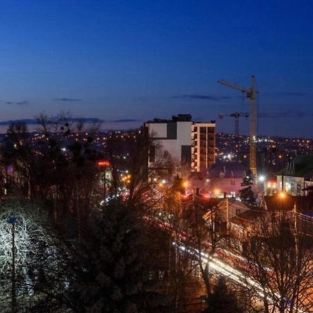 Затишна Красива Квартира-Студія В Новобудові З Балконом Chernivtsi Εξωτερικό φωτογραφία
