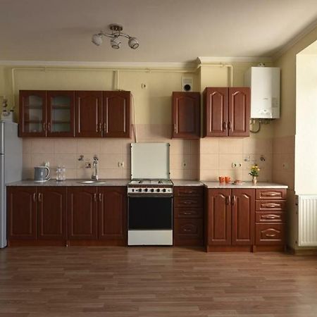 Затишна Красива Квартира-Студія В Новобудові З Балконом Chernivtsi Εξωτερικό φωτογραφία